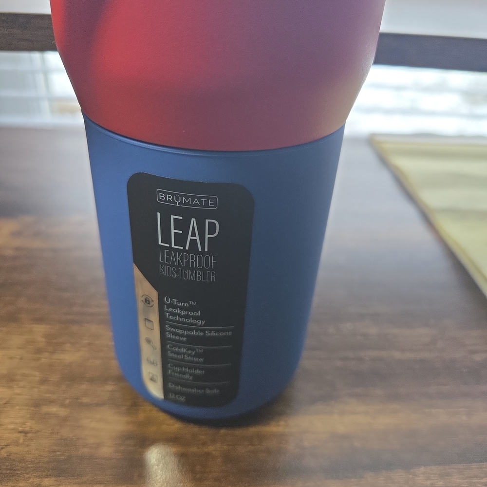 BrüMate Leap Leakproof Kids Tumbler - Red‎ and Blue 12oz New